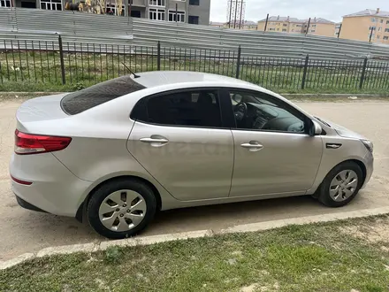 Kia Rio 2015 года за 5 500 000 тг. в Актобе – фото 3