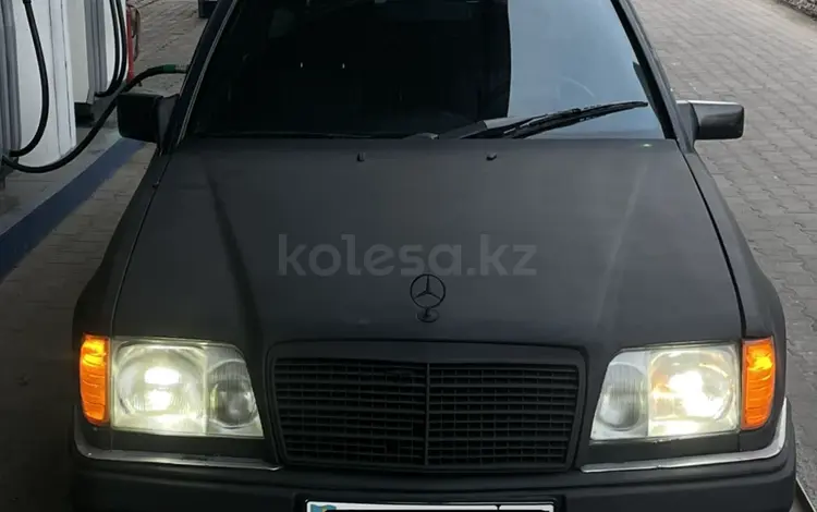 Mercedes-Benz E 300 1990 года за 1 600 000 тг. в Алматы