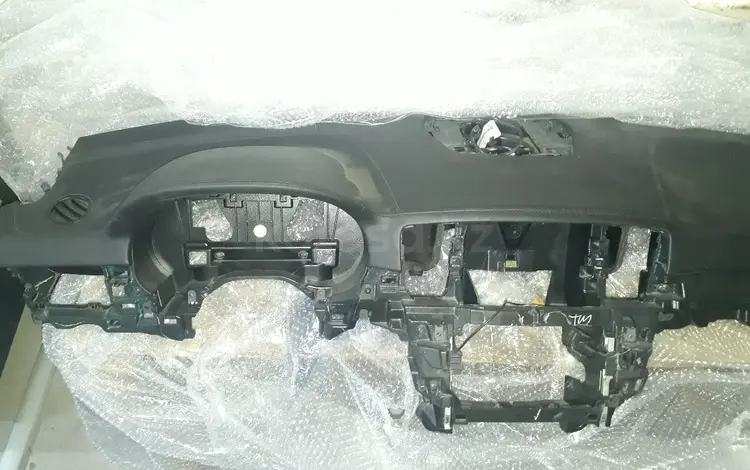 Панель передняя салона (торпедо) Mercedes Gl X166үшін500 000 тг. в Алматы