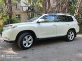 Toyota Highlander 2013 года за 14 000 000 тг. в Шымкент – фото 3