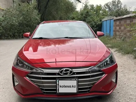 Hyundai Elantra 2019 года за 8 200 000 тг. в Алматы