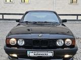 BMW 520 1991 года за 1 850 000 тг. в Туркестан – фото 2