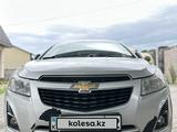 Chevrolet Cruze 2013 года за 3 300 000 тг. в Алматы – фото 2