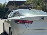 Kia K5 2017 годаүшін8 400 000 тг. в Алматы – фото 4