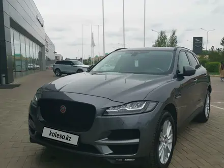 Jaguar F-Pace 2018 года за 17 800 000 тг. в Астана – фото 2