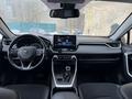 Toyota RAV4 2021 года за 16 500 000 тг. в Актобе – фото 14