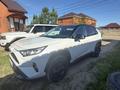 Toyota RAV4 2021 года за 16 500 000 тг. в Актобе