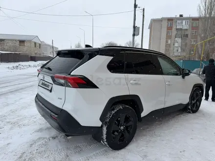 Toyota RAV4 2021 года за 16 500 000 тг. в Актобе – фото 8