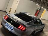 Ford Mustang 2023 года за 25 000 000 тг. в Алматы – фото 4