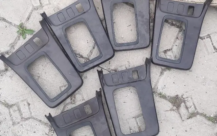 Рамка селектора марк 2 90 за 10 000 тг. в Алматы