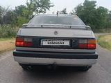Volkswagen Passat 1992 годаfor2 800 000 тг. в Алматы – фото 3