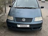 Volkswagen Sharan 2003 года за 3 500 000 тг. в Алматы