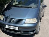 Volkswagen Sharan 2003 года за 3 500 000 тг. в Алматы