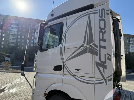 Mercedes-Benz  Actros 2016 года за 23 800 000 тг. в Караганда – фото 35
