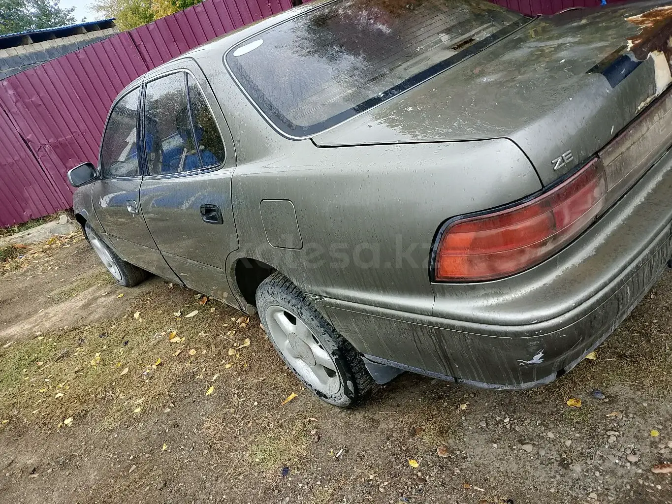 Toyota Camry, 1992