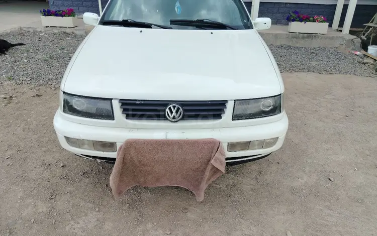 Volkswagen Passat 1994 года за 1 500 000 тг. в Караганда