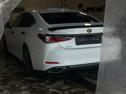 Lexus ES 350 2019 года за 25 000 000 тг. в Шымкент – фото 9
