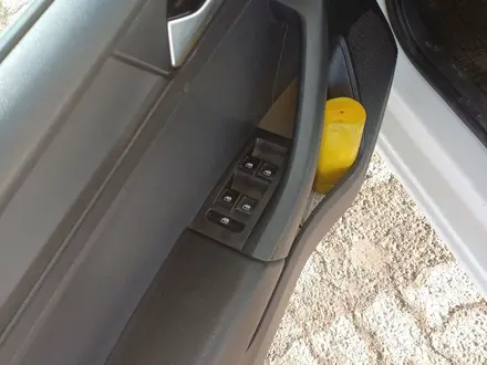 Volkswagen Polo 2020 года за 6 500 000 тг. в Семей – фото 3