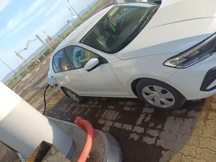 Volkswagen Polo 2020 года за 6 500 000 тг. в Семей – фото 5