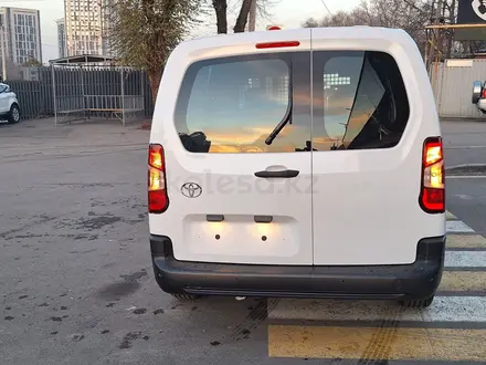 Toyota ProAce Verso 2025 года за 25 400 000 тг. в Алматы – фото 5