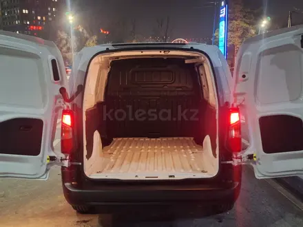 Toyota ProAce Verso 2025 года за 25 400 000 тг. в Алматы – фото 48