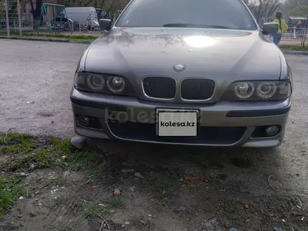 BMW 528 2000 года за 3 000 000 тг. в Тараз