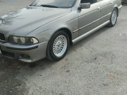 BMW 528 2000 года за 3 000 000 тг. в Тараз – фото 2