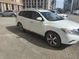 Nissan Pathfinder 2013 года за 8 800 000 тг. в Астана