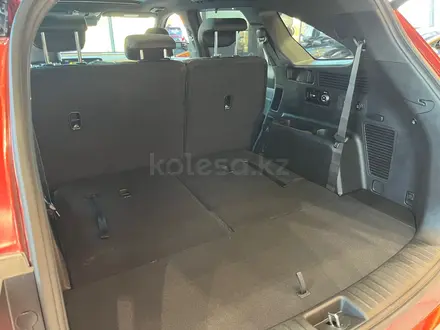 Kia Sorento Premium+ 2.5 2026 года за 23 990 000 тг. в Костанай – фото 38