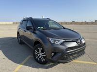 Toyota RAV4 2017 годаүшін9 800 000 тг. в Актау