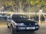 Volkswagen Passat 1995 годаfor2 050 000 тг. в Уральск – фото 2