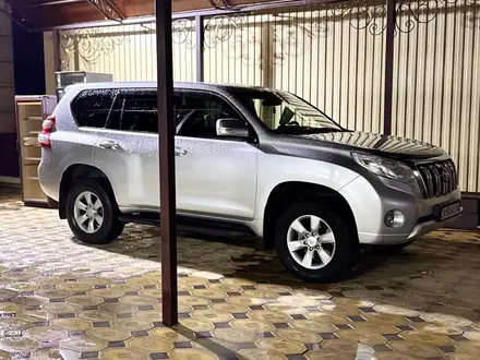 Toyota Land Cruiser Prado 2014 года за 15 500 000 тг. в Актобе – фото 2