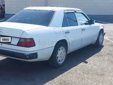 Mercedes-Benz E 230 1992 года за 1 600 000 тг. в Узынагаш – фото 4