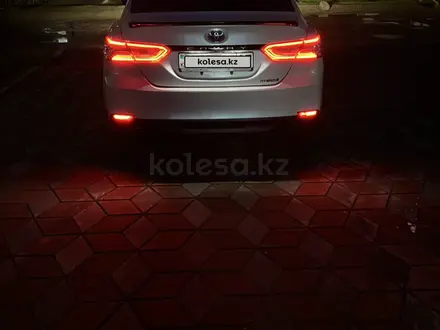 Toyota Camry 2022 года за 14 950 000 тг. в Уральск – фото 10