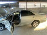 Toyota Camry 2004 годаүшін2 500 000 тг. в Кызылорда – фото 2