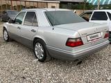 Mercedes-Benz E 280 1995 года за 3 200 000 тг. в Шымкент