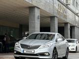 Hyundai Grandeur 2015 годаfor7 600 000 тг. в Алматы