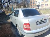 Skoda Fabia 2007 года за 750 000 тг. в Усть-Каменогорск – фото 2