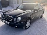 Mercedes-Benz E 240 1998 года за 2 500 000 тг. в Астана – фото 2