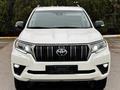 Toyota Land Cruiser Prado 2022 года за 27 100 000 тг. в Актау