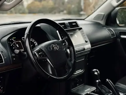 Toyota Land Cruiser Prado 2022 года за 27 100 000 тг. в Актау – фото 7