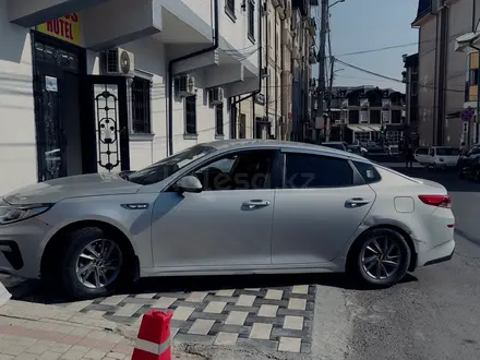 Kia K5 2021 года за 7 300 000 тг. в Алматы – фото 6