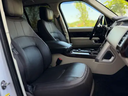 Land Rover Range Rover 2019 года за 39 500 000 тг. в Алматы – фото 21