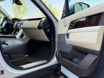 Land Rover Range Rover 2019 года за 39 500 000 тг. в Алматы – фото 23