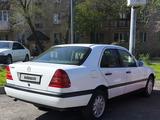 Mercedes-Benz C 200 1994 года за 2 200 000 тг. в Талдыкорган – фото 2