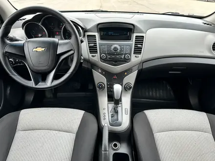 Chevrolet Cruze 2013 года за 3 990 000 тг. в Караганда – фото 10