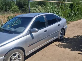 Renault Laguna, 2000