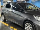 Hyundai Solaris 2011 годаүшін4 600 000 тг. в Астана – фото 2