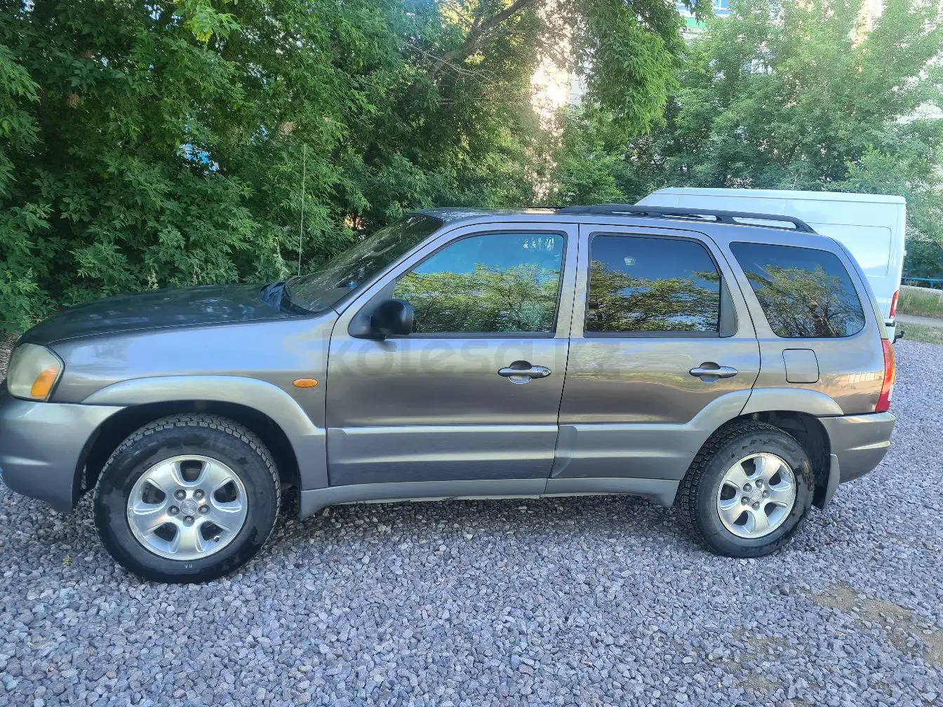 Mazda Tribute, 2002