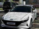 Hyundai Elantra 2021 года за 10 300 000 тг. в Талдыкорган